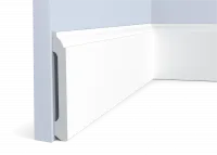Плинтус напольный HIWOOD B100C