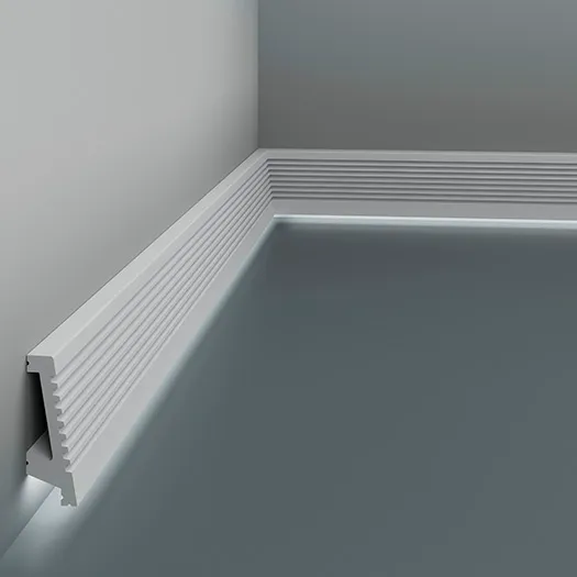 Плинтус напольный Европласт 6.53.702