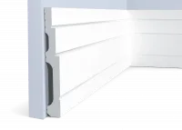 Плинтус напольный HIWOOD B180V2