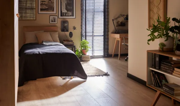 Плинтус напольный VOX Espumo черный 406 -10