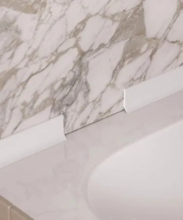 Плинтус напольный COSCA PL001