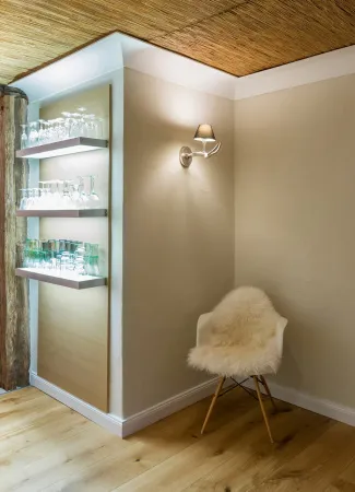 Карниз потолочный NMС AD24