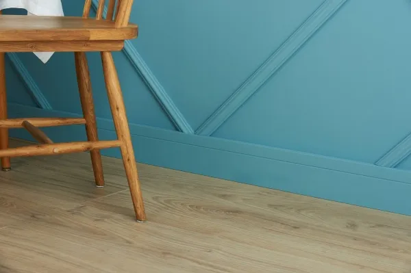 Плинтус напольный NMС CF2