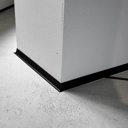 Микроплинтус Pro Design Corner L 584 Белый