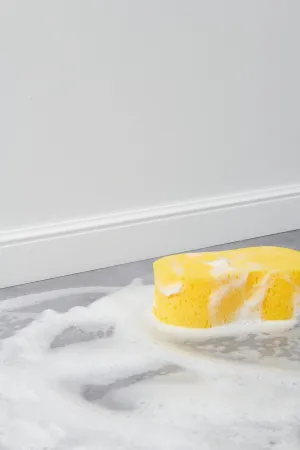 Плинтус напольный NMС FL1