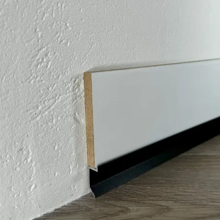 Теневой плинтус Pro Design Slim 723 Черный муар