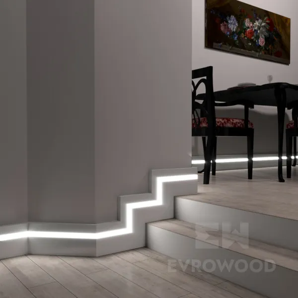 Плинтус напольный Evrowood PN 101 LED