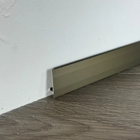 Порог алюминиевый Pro Design 571 2700 мм Белый