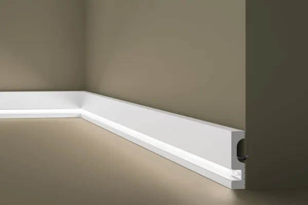 Плинтус напольный NMС IL11