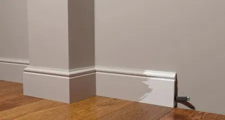 Плинтус напольный DECOR DIZAYN DD701