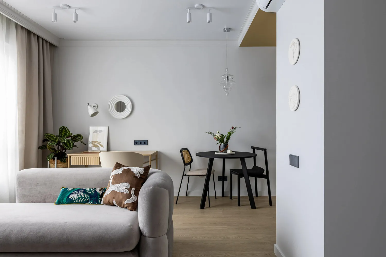 Лепнина из дюрополимера DECOR DIZAYN
