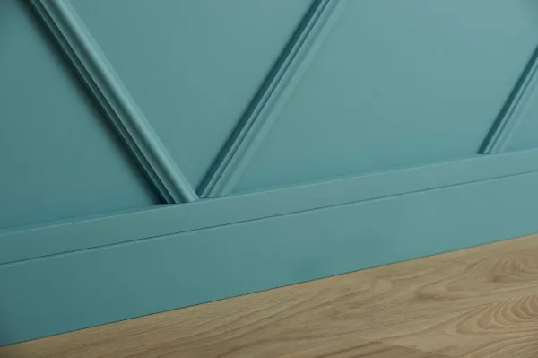 Плинтус напольный NMС CF2