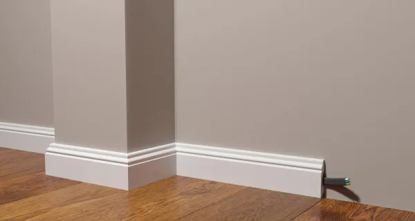 Плинтус напольный DECOR DIZAYN DD27