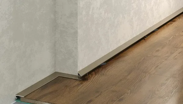 Микроплинтус LACONISTIQ micro 15 classic Светлый Шампань