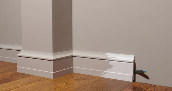 Плинтус напольный DECOR DIZAYN DD711