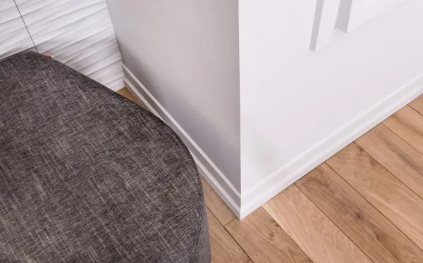 Плинтус напольный NMС FD22