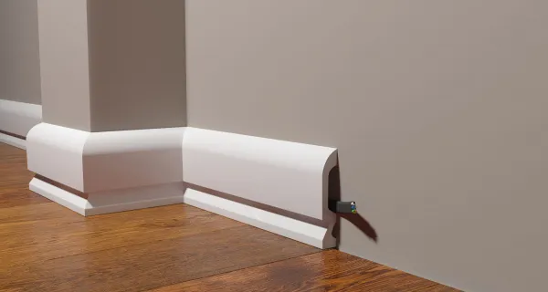 Плинтус напольный DECOR DIZAYN DD700