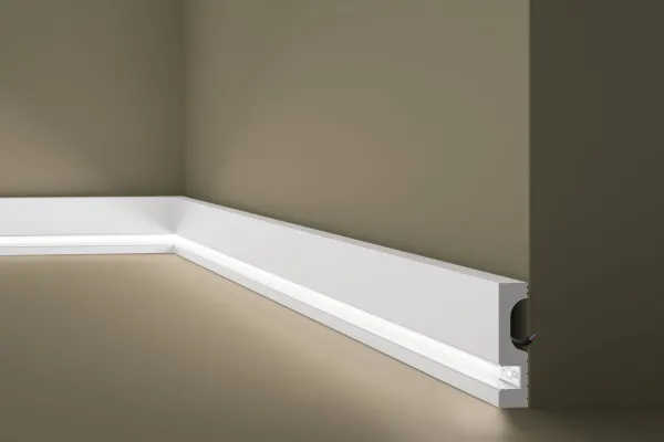 Плинтус напольный NMС IL11