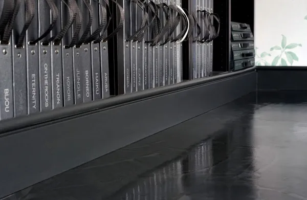 Плинтус напольный NMС FL4