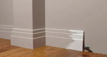 Плинтус напольный DECOR DIZAYN DD705