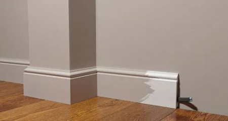 Плинтус напольный DECOR DIZAYN DD701
